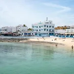 Calas 科拉雷侯