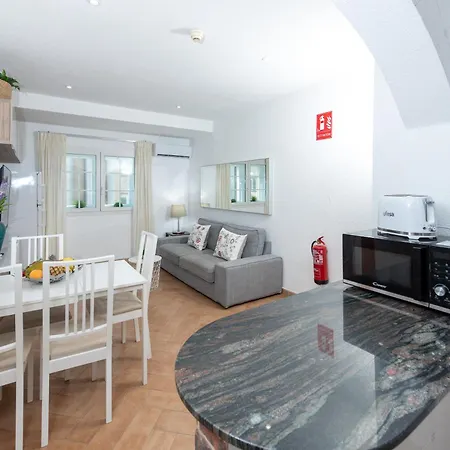 Calas Apartman *
